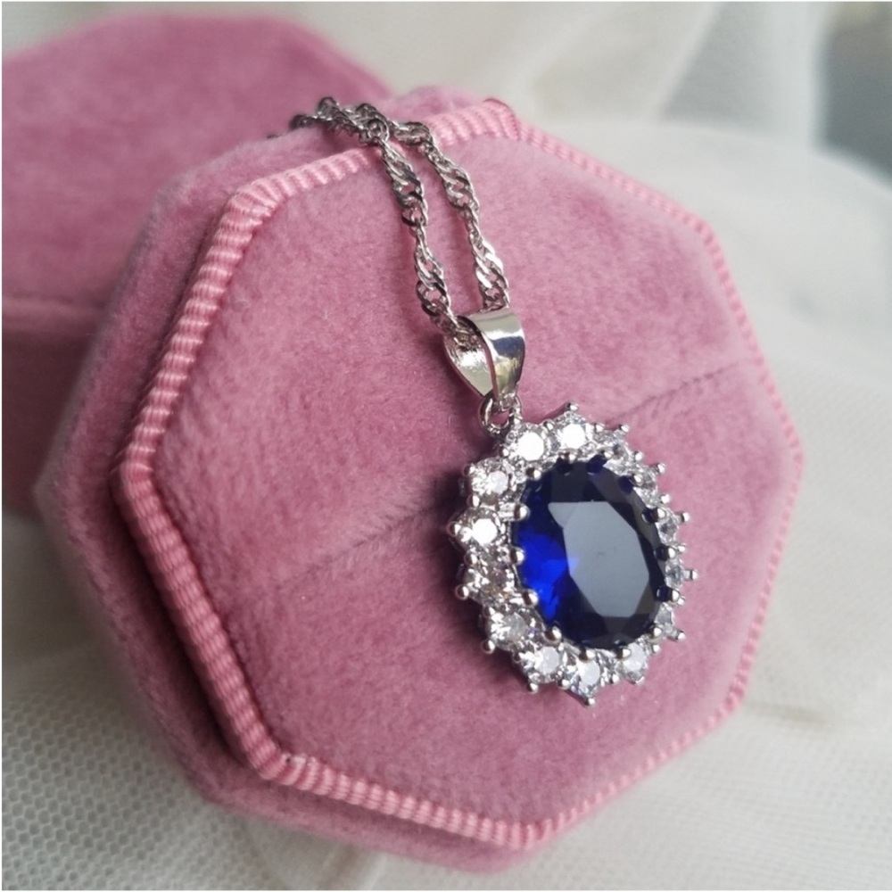 Swarovski Elements 925 Sterling Silver Blue Sapphire Diana Necklace NEW